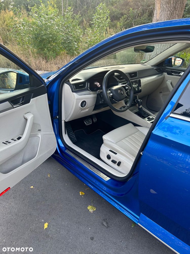 Skoda Superb 2.0 TSI L&K DSG - 13