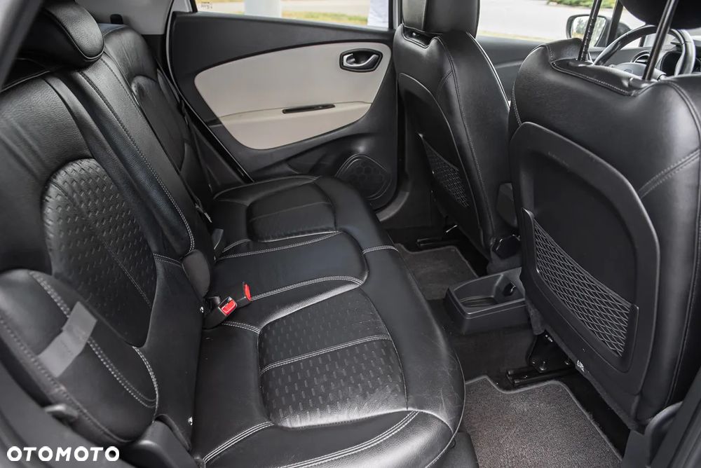 Renault Captur - 28