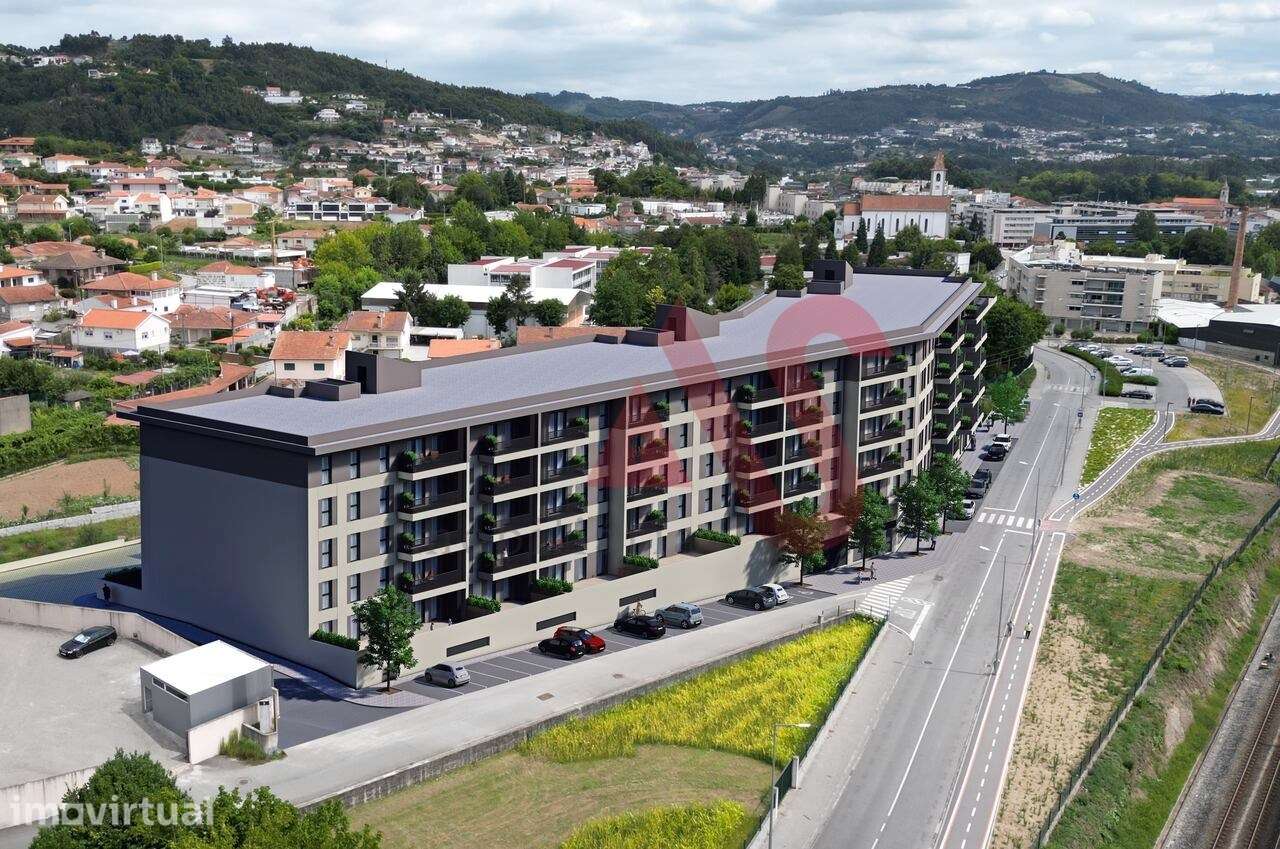 Apartamento T2 no Centro de Vizela com 2 Lugares de Garagem - Grande imagem: 4/14