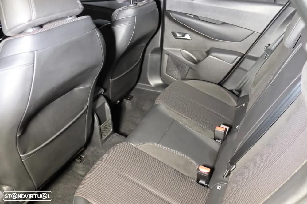 DS DS3 Crossback - 13