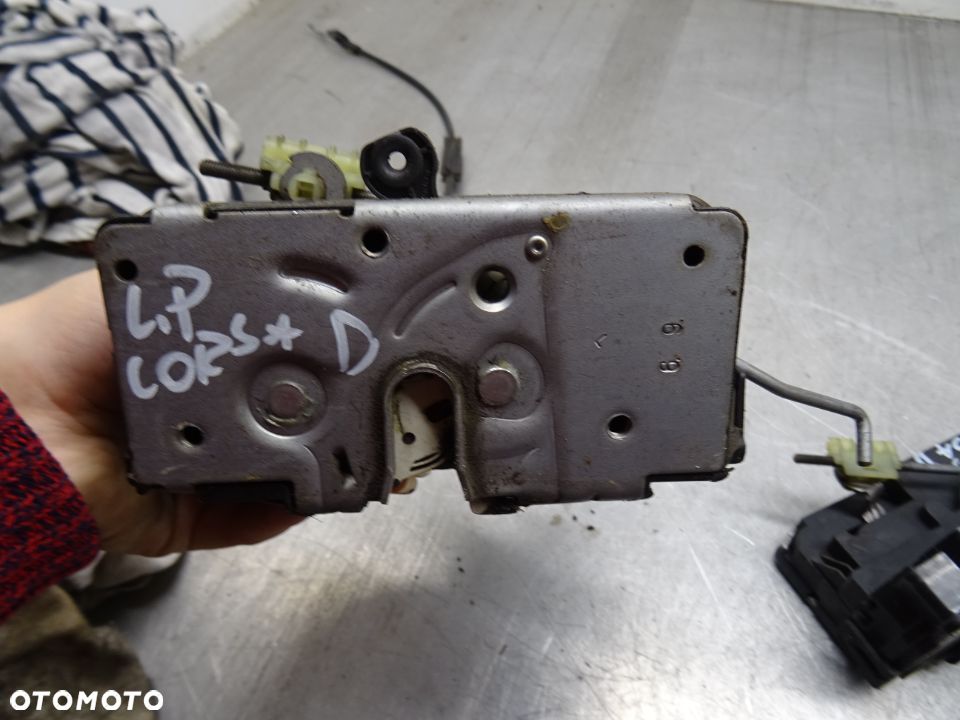 OPEL CORSA D HB 5D 06-10 ZAMEK DRZWI PRAWY PRZÓD PRAWY LEWY TYŁ - 10