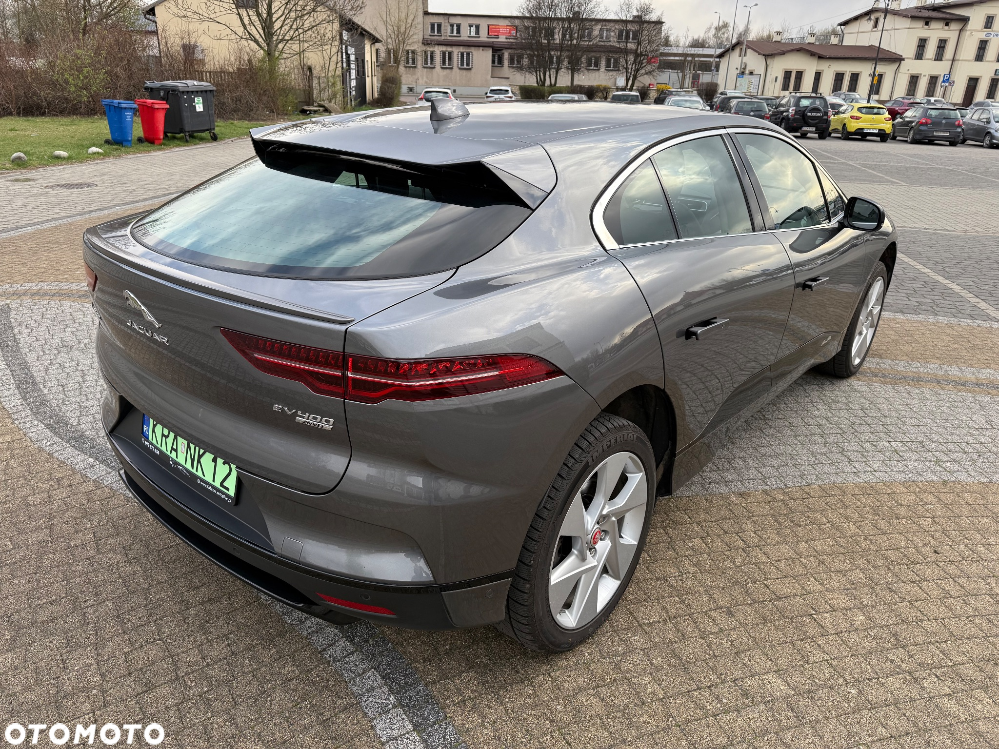 Jaguar I-Pace EV400 AWD SE - 9