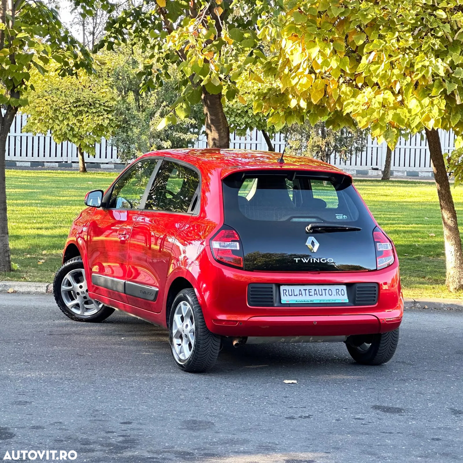 Renault Twingo SCe 75 INTENS - 4