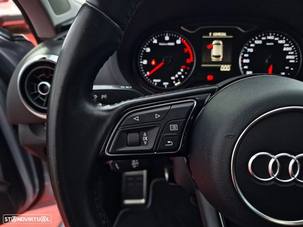 Audi A3 Sportback 1.0 TFSI Design - 11