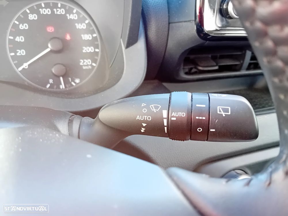 Toyota Yaris - 17