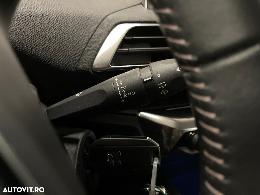 Peugeot 3008 PureTech 130 Stop & Start Active - 27