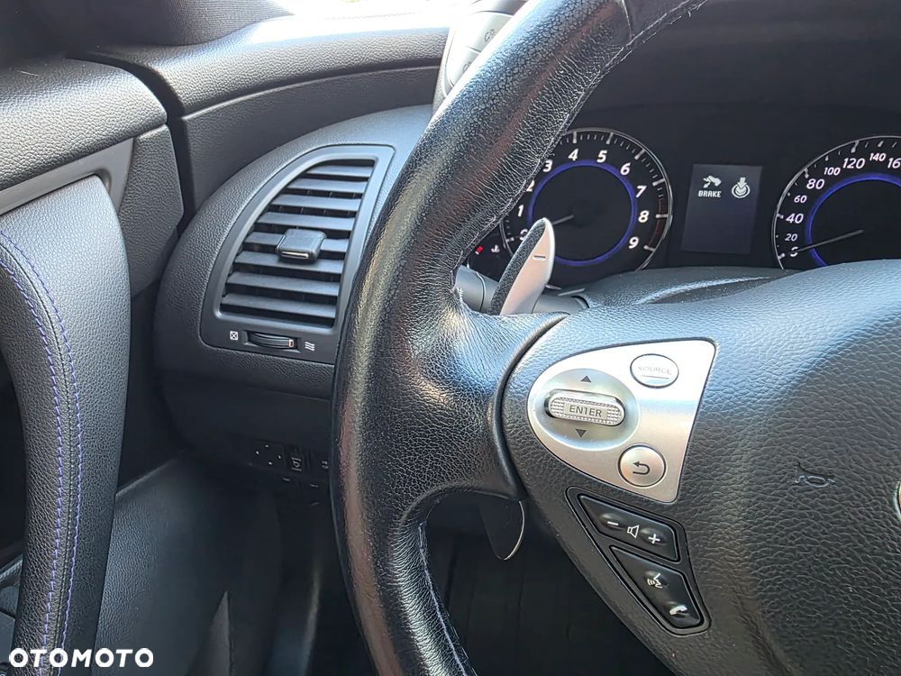 Infiniti QX70 3.7 S Premium EU6 - 21