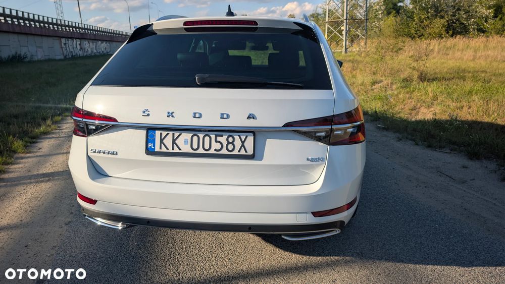 Skoda Superb 2.0 TDI 4x4 DSG L&K - 6