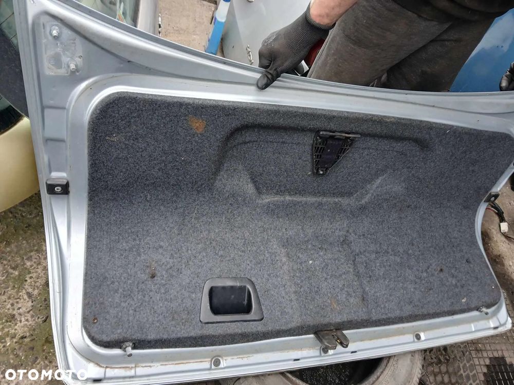 Audi A6 C5 sedan klapa bagażnika - 7