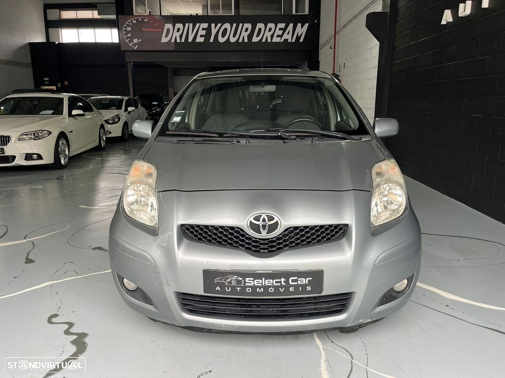 Toyota Yaris 1.4 D-4D AC - 3