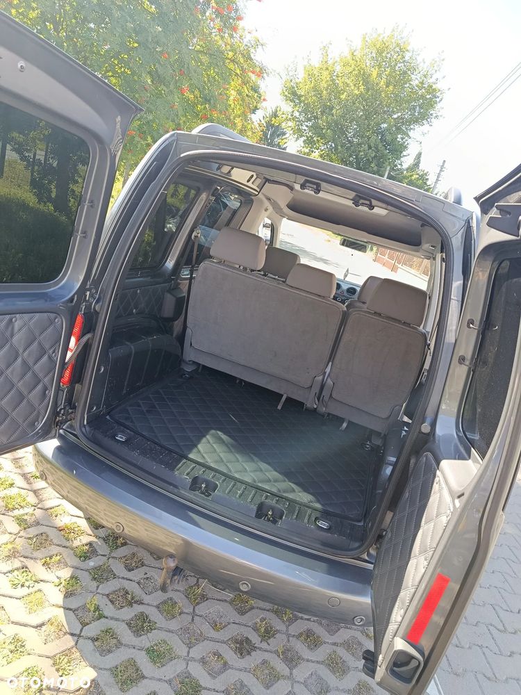 Volkswagen Caddy 1.6 (7-Si.) DSG - 9