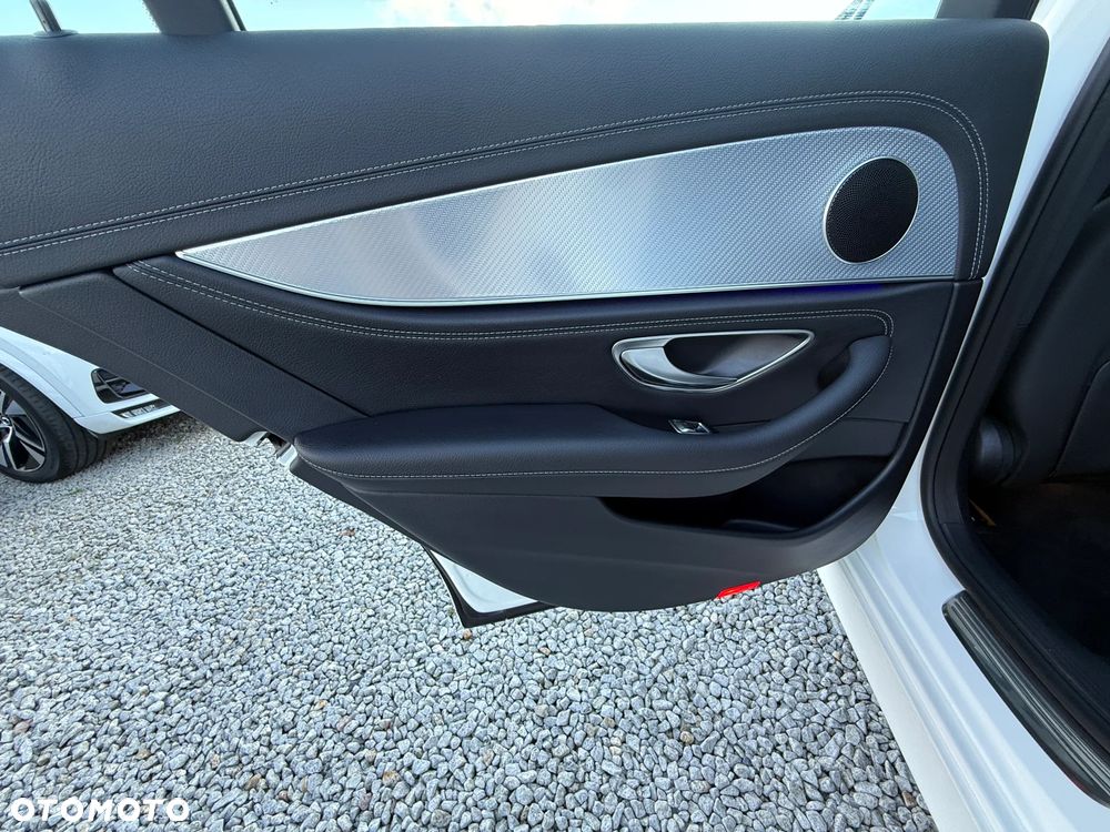 Mercedes-Benz Klasa E 220 d 9G-TRONIC AMG Line - 28