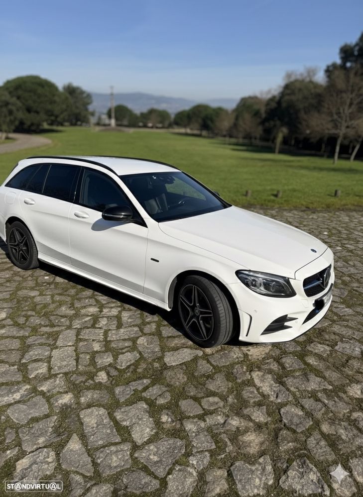 Mercedes-Benz C 300 e AMG Line - 4