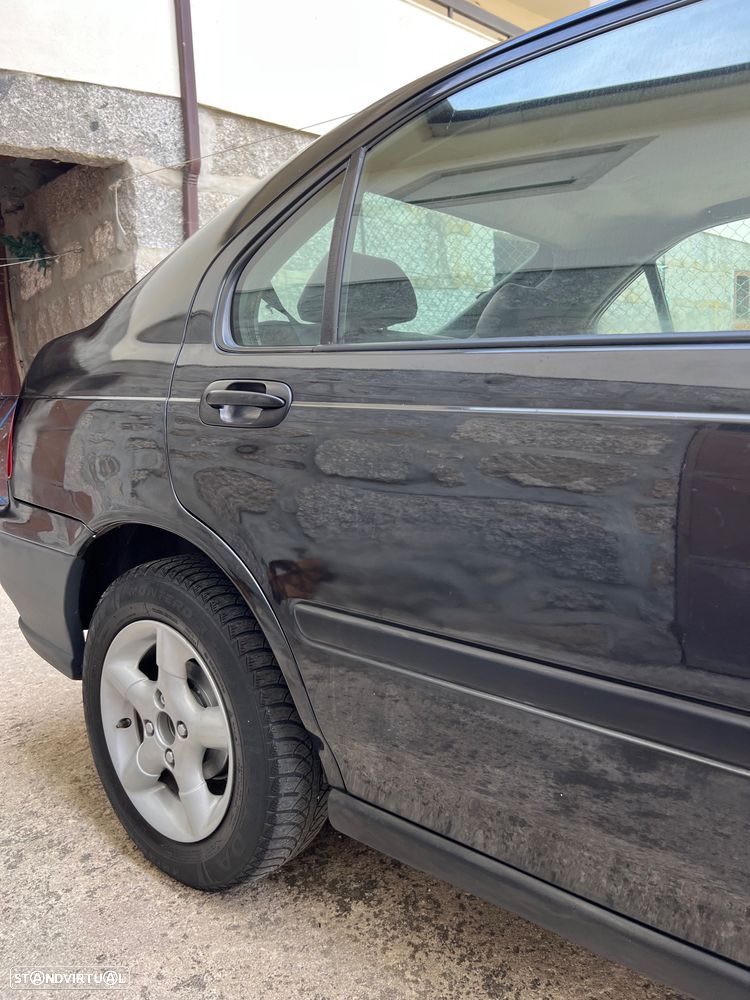 Honda Civic 1.4i - 13