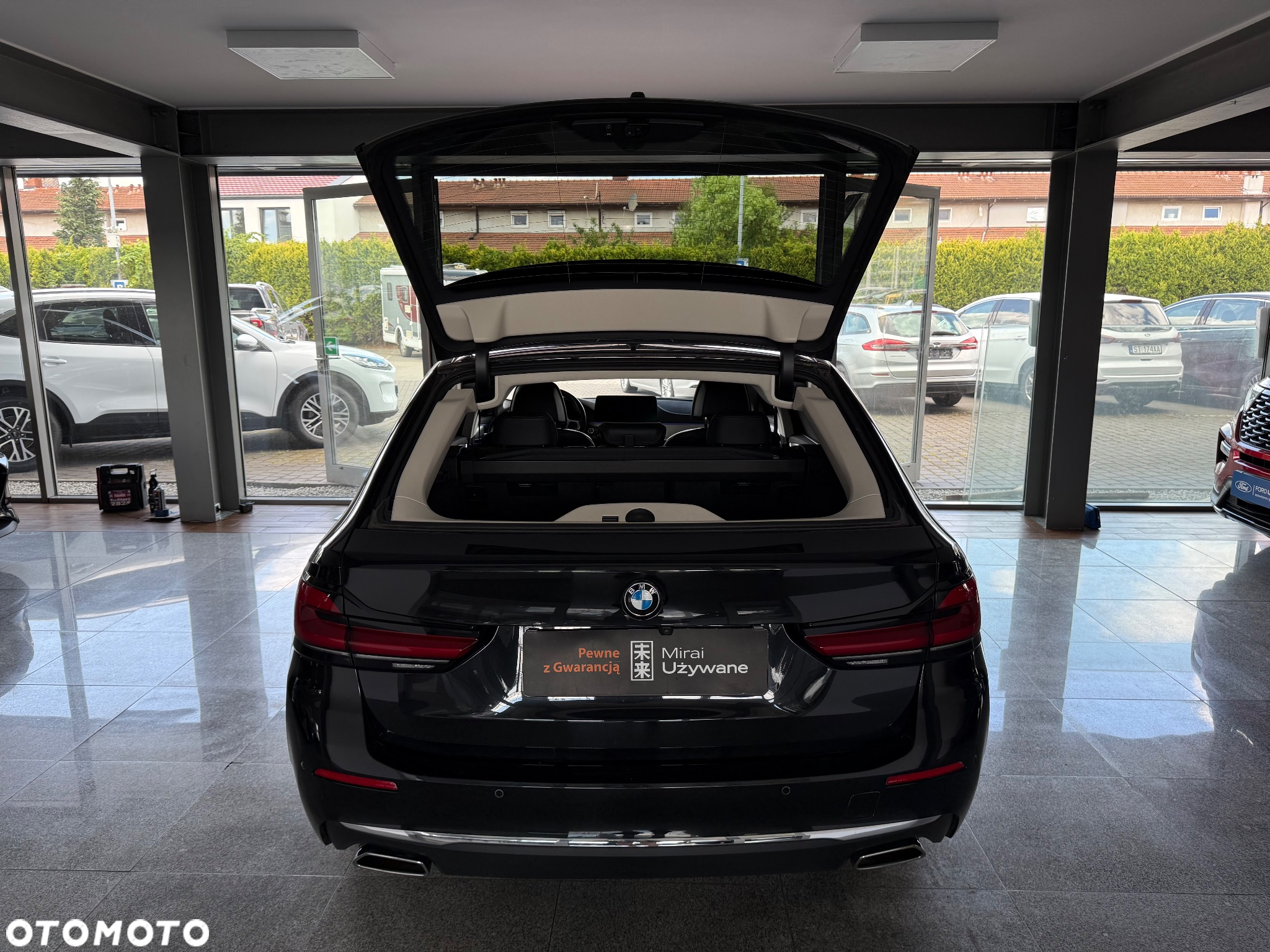 BMW Seria 5 - 12