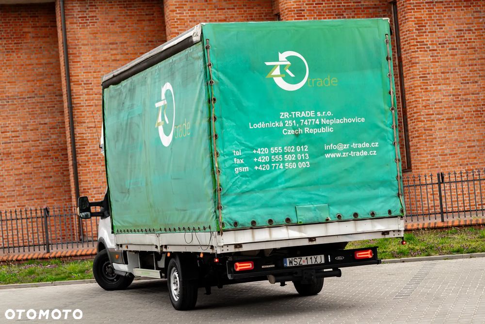 Ford Transit - 12