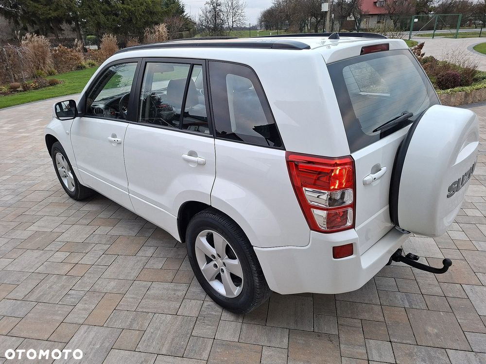 Suzuki Grand Vitara 2.0 De luxe - 5