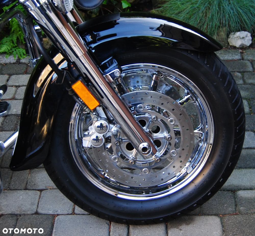 Yamaha Road Star - 12