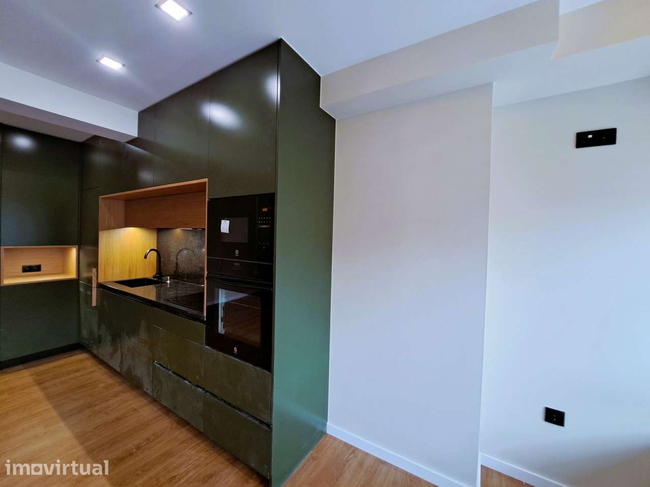 T0 CENTRO EQUIPADO - Grande imagem: 5/16