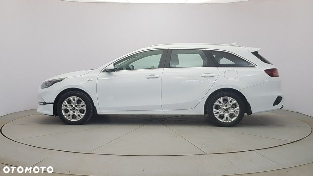 Kia Ceed - 4