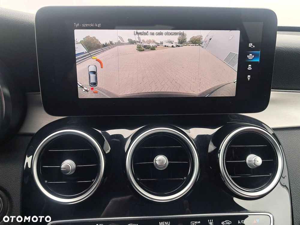 Mercedes-Benz GLC - 17