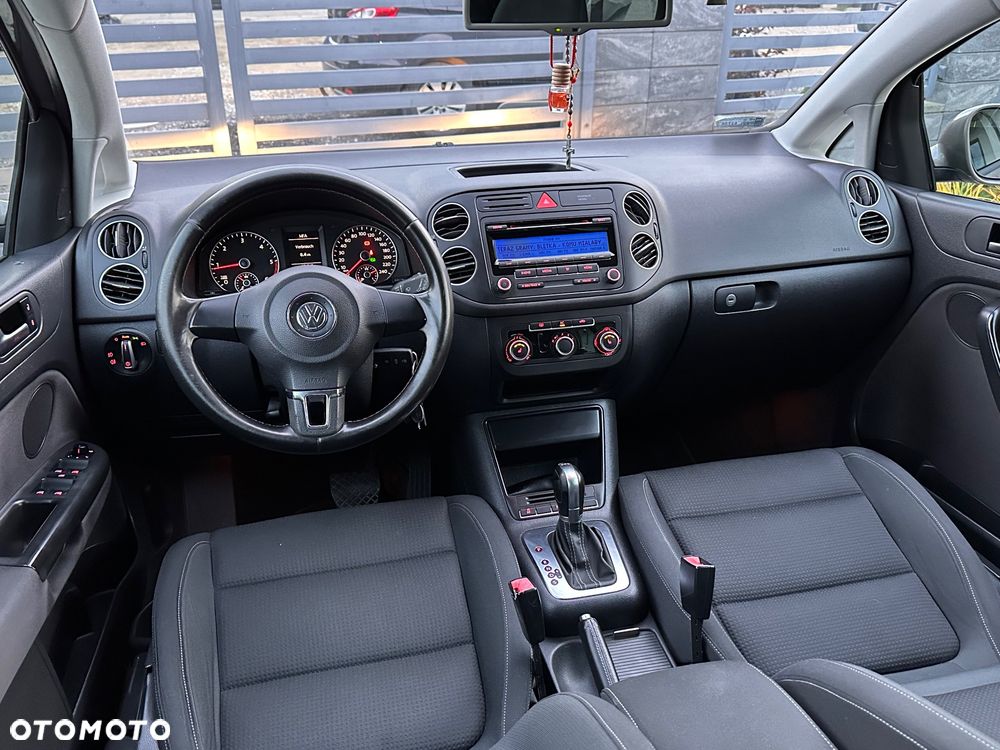 Volkswagen Golf Plus 1.6 TDI DPF DSG Team - 26