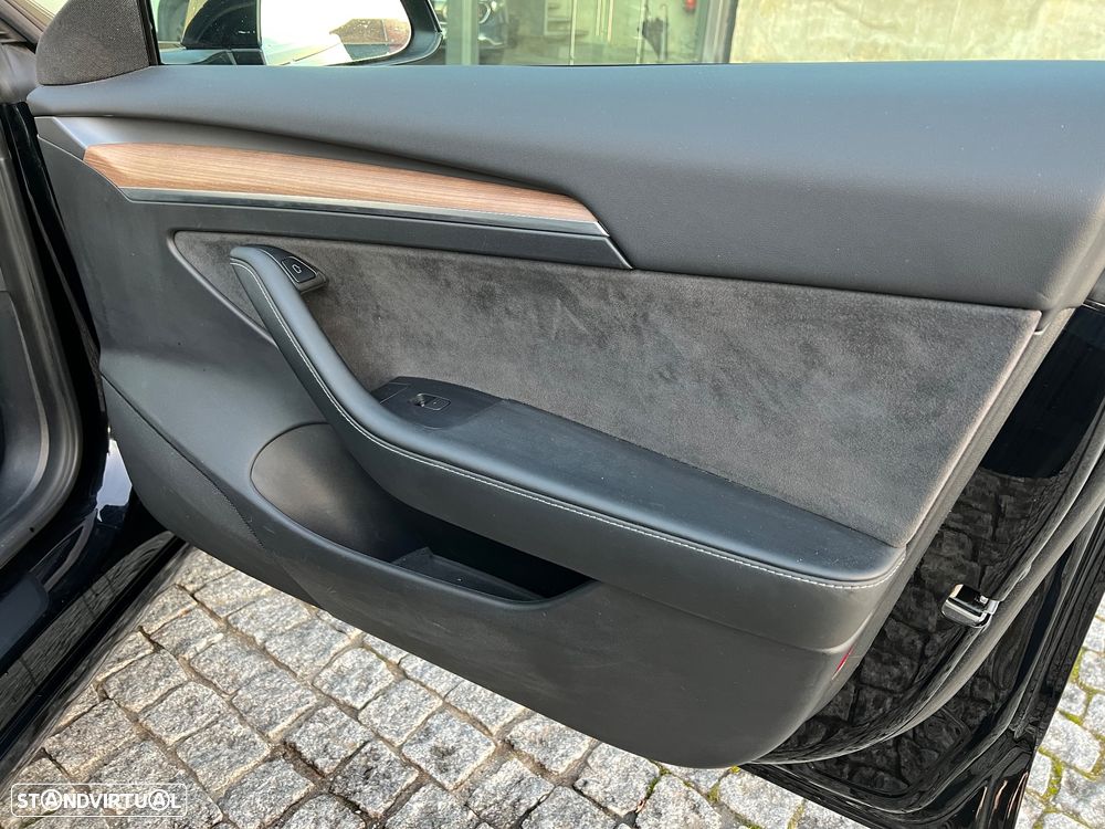 Tesla Model 3 Standard Range Plus RWD - 21