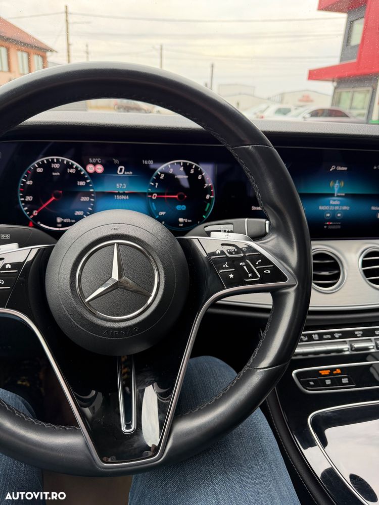 Mercedes-Benz E - 9