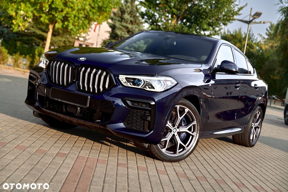 BMW X6 xDrive40d mHEV - 9
