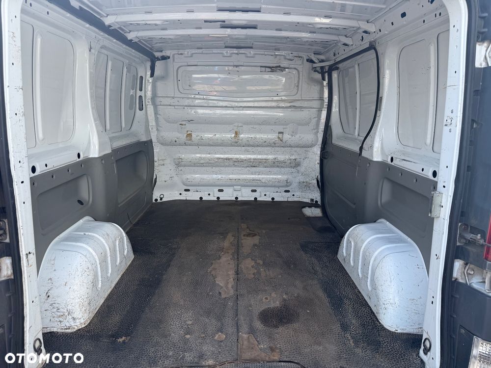 Renault Trafic 2.0dci 115KM sprowadzony bezwypadkowy - 7