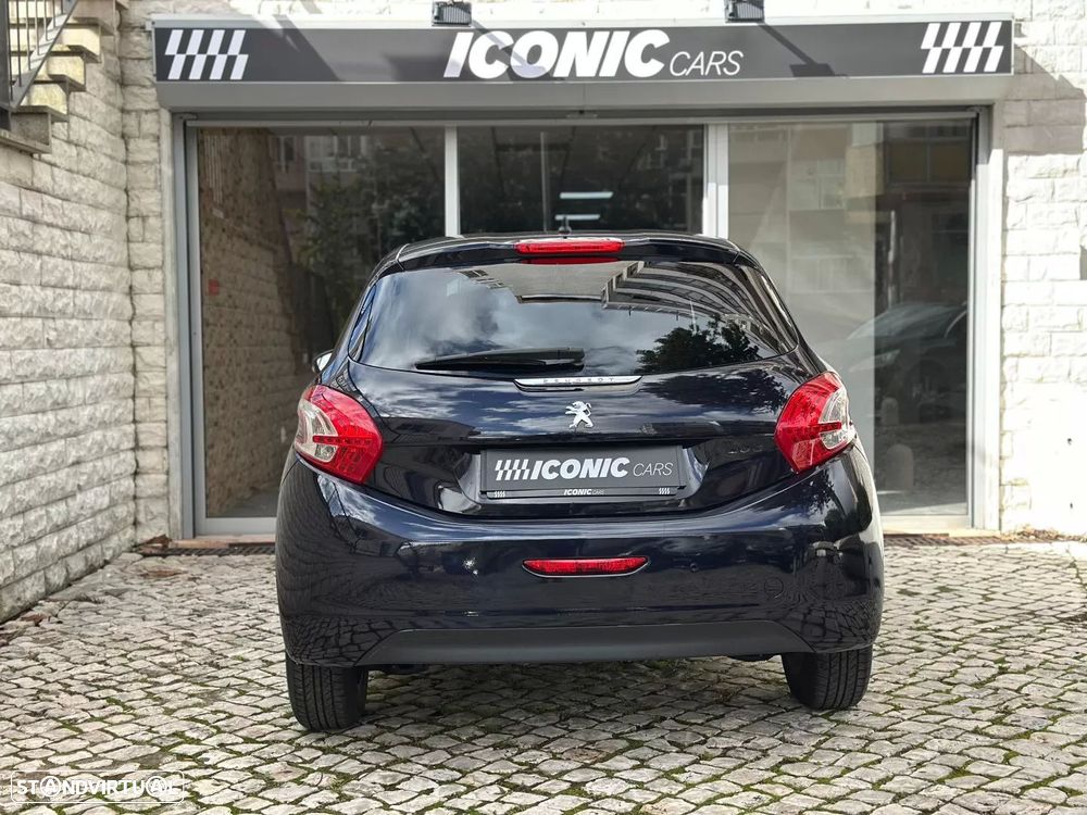 Peugeot 208 1.2 PureTech Active - 4