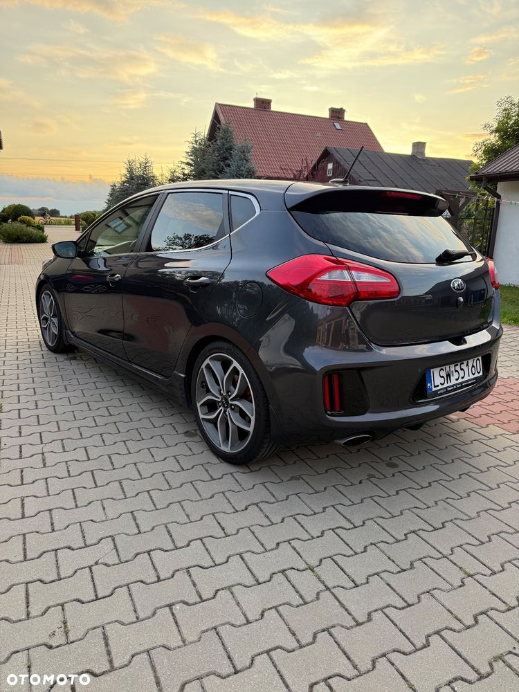 Kia Ceed 1.6 T-GDI GT - 5
