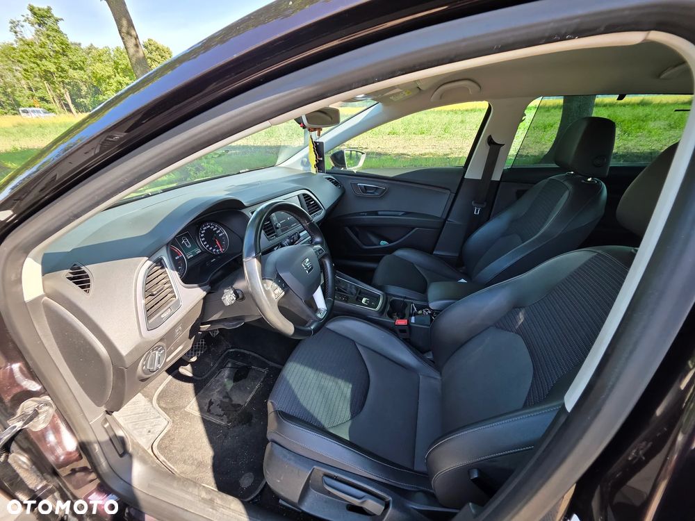 Seat Leon 2.0 TDI Xcellence S&S DSG - 11
