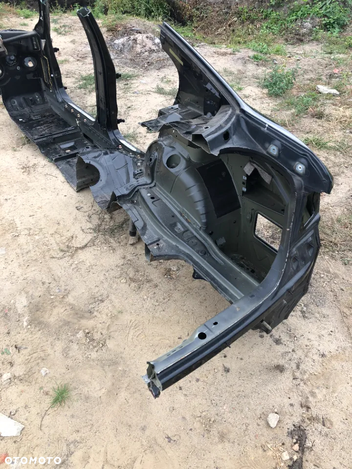 BMW E90 Błotnik Lewy Prawy Próg Podłużnica Ćwiartka Lewy  475 - 5