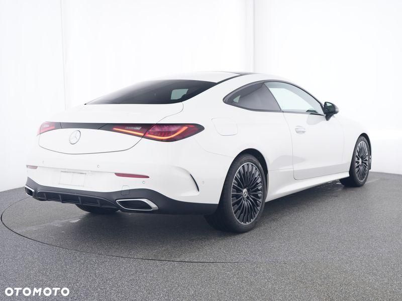 Mercedes-Benz CLE - 2