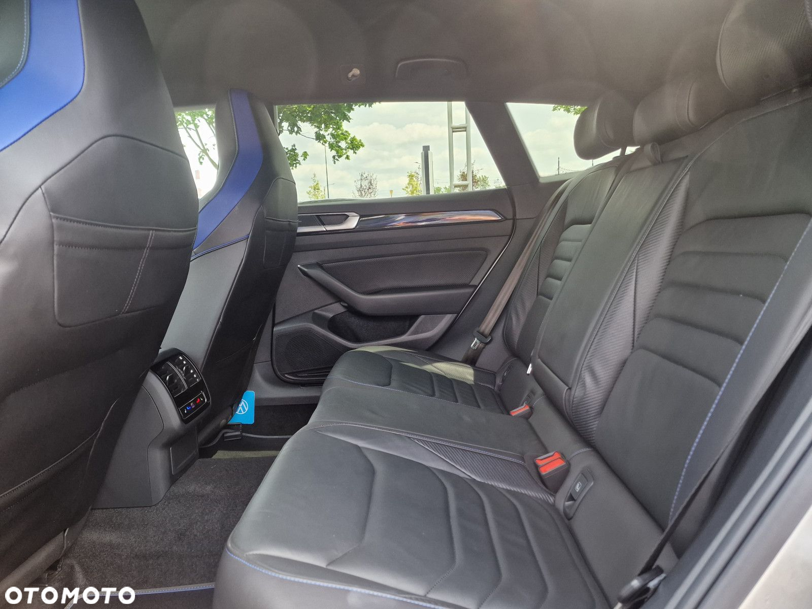 Volkswagen Arteon 2.0 TSI 4Motion R DSG - 12