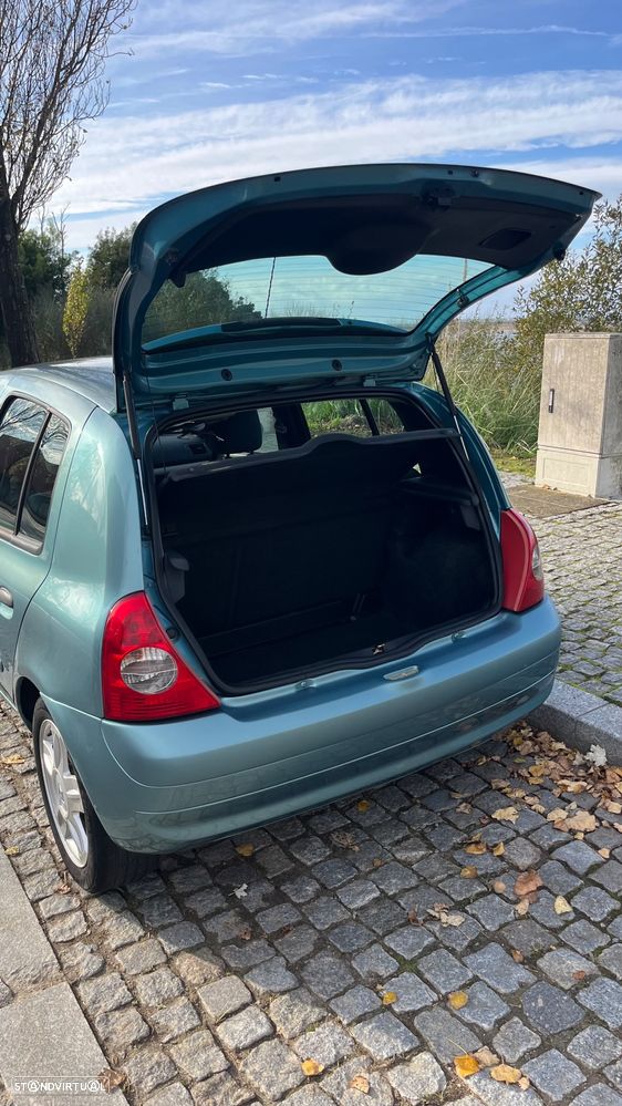 Renault Clio 1.5 dCi SE Extreme - 14