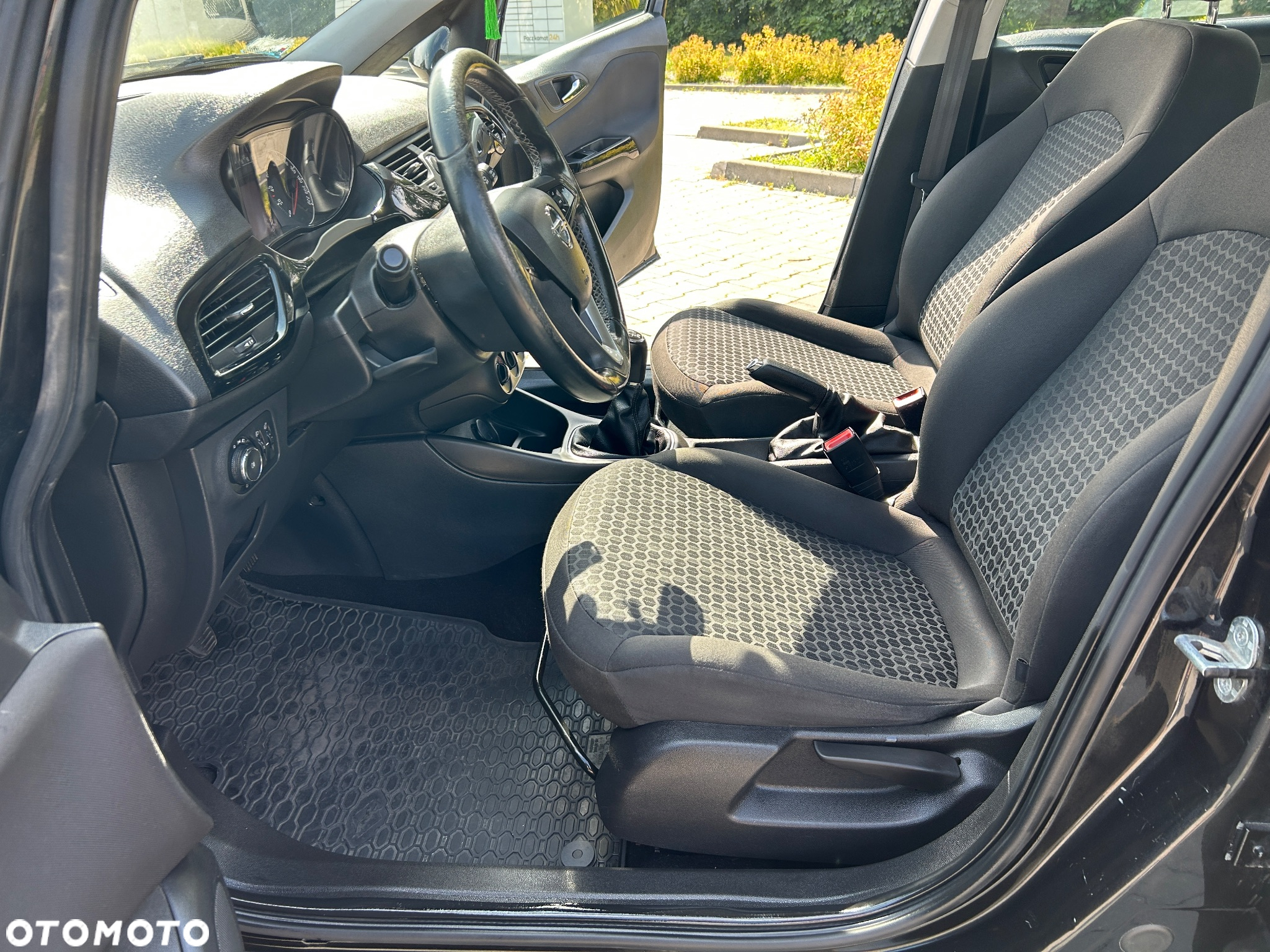 Opel Corsa 1.4 Enjoy - 9