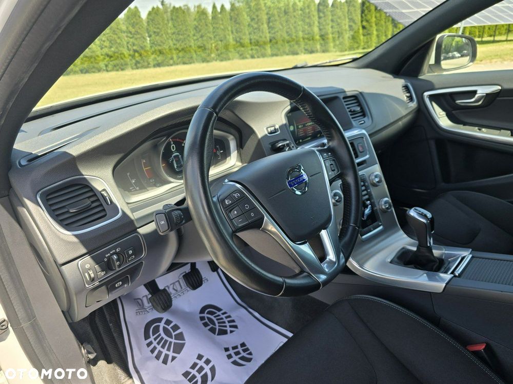 Volvo V60 - 16