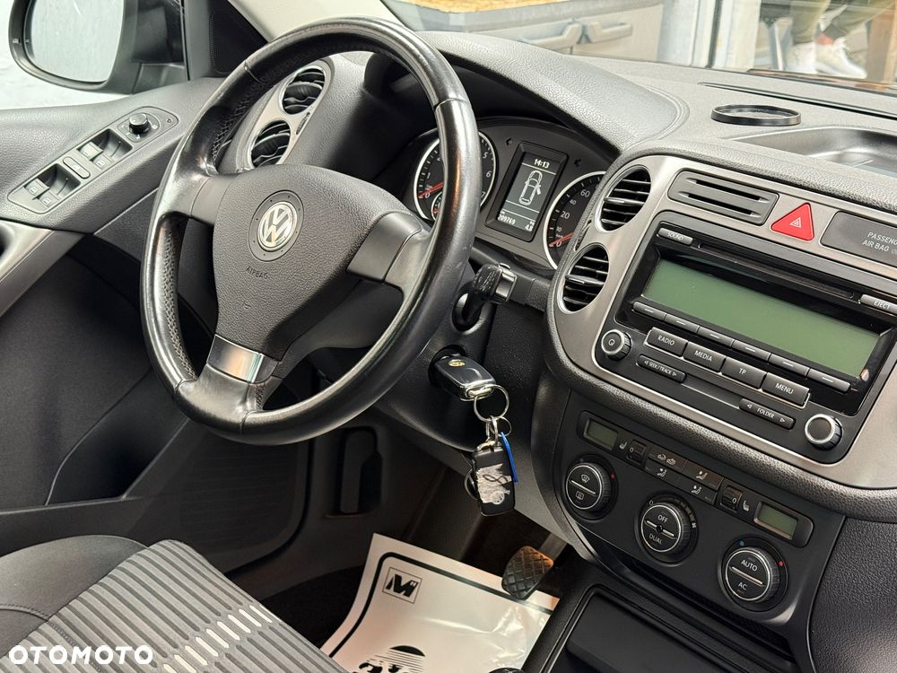 Volkswagen Tiguan - 18