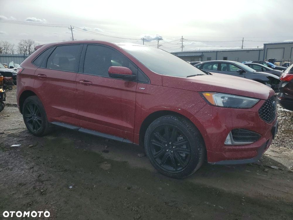 Ford Edge - 4