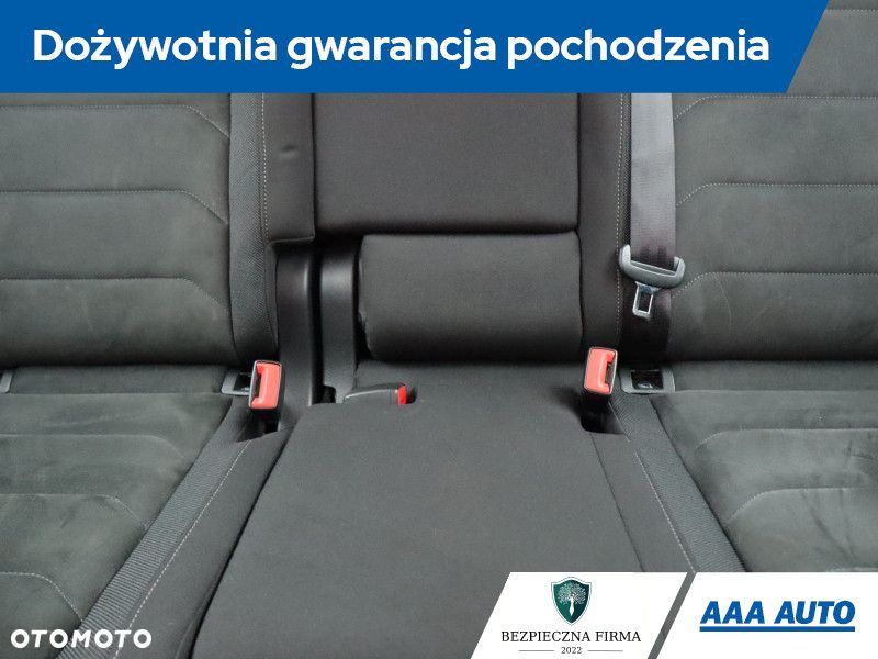 Volkswagen Tiguan - 11