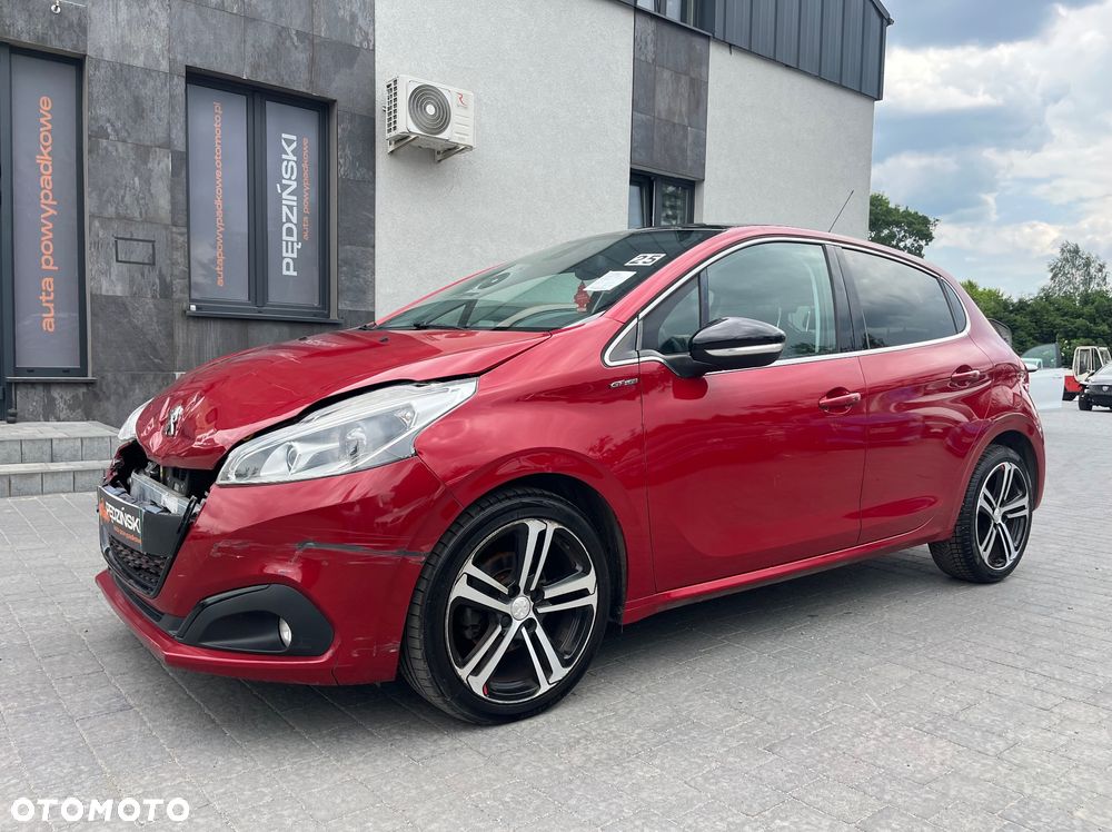 Peugeot 208 - 1
