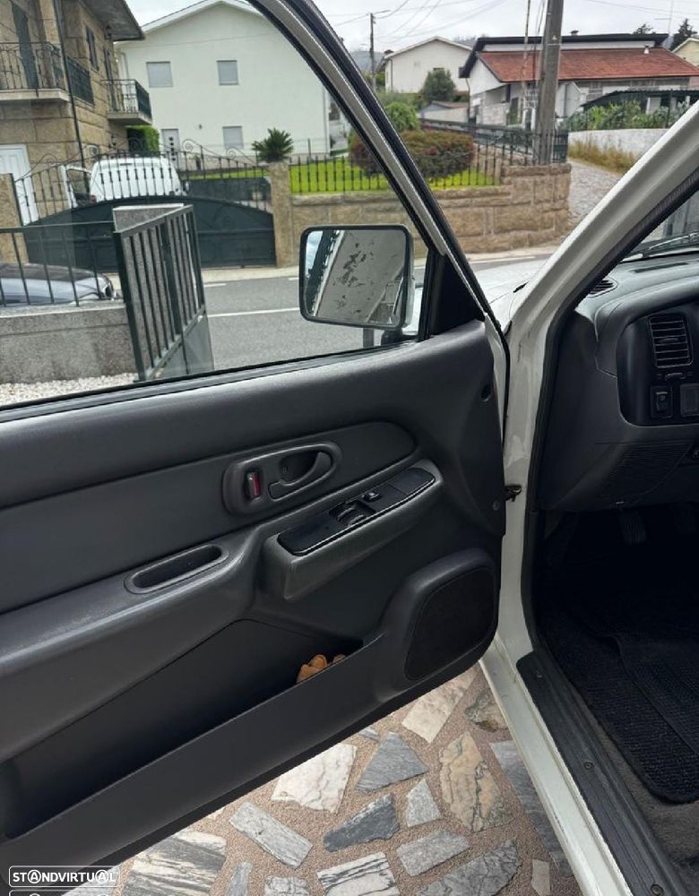 Mitsubishi L200 - 5