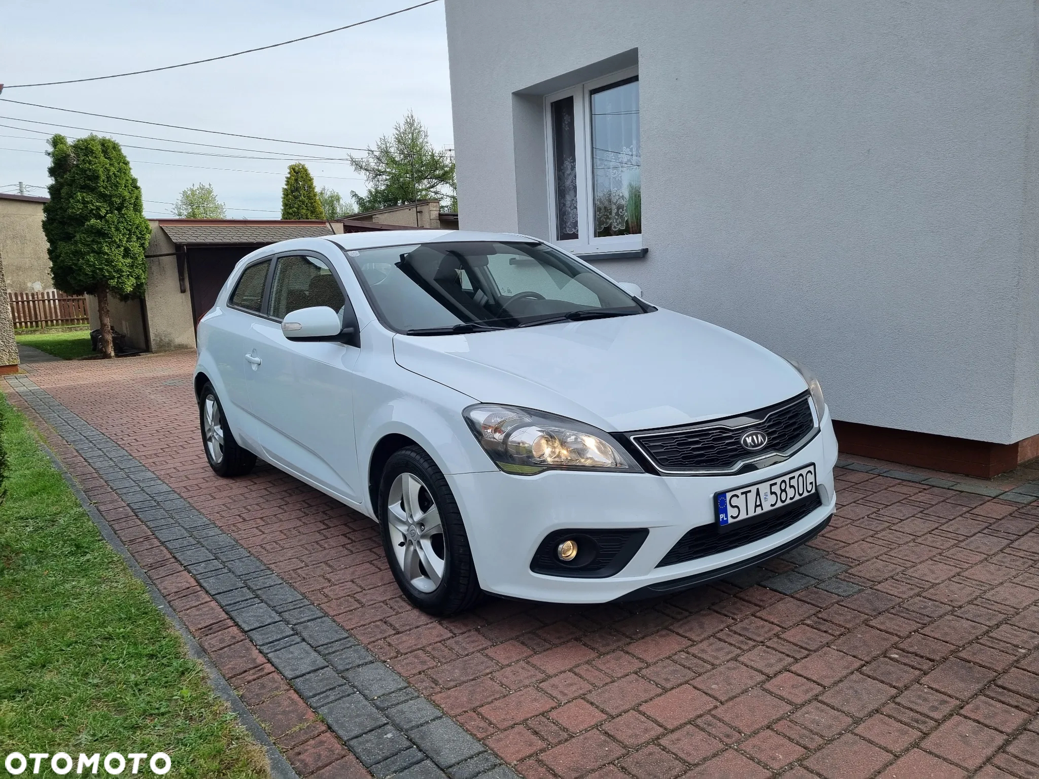 Kia ProCeed Pro_cee'd 1.4 L - 4