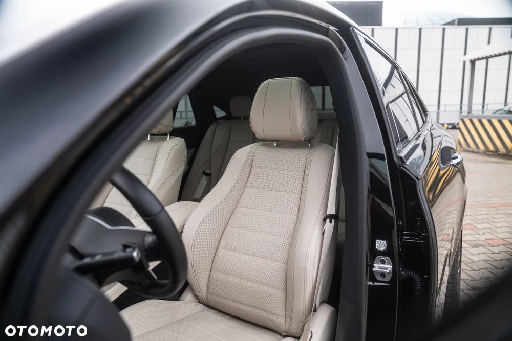Mercedes-Benz GLE 400 d 4-Matic Executive - 32
