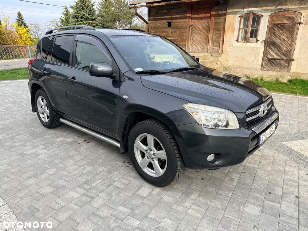 Toyota RAV4 2.2 D-4D Prestige - 9