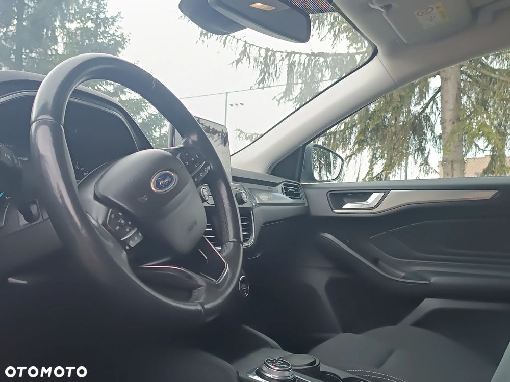 Ford Focus 1.5 EcoBlue Start-Stopp-System TITANIUM - 14