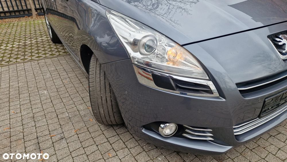 Peugeot 5008 HDI FAP 150 Allure - 12