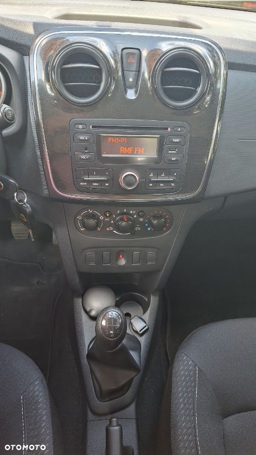 Dacia Sandero SCe 75 Essential - 17